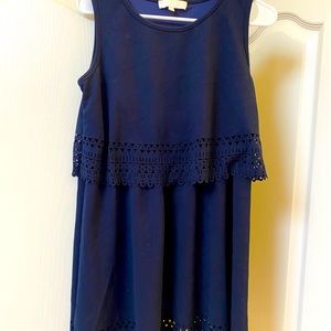 Short navy patterned dress